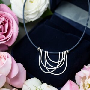Artezan Jewellery necklace